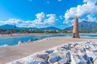 Marbella, İspanya 'daki Puerto Banus plajı