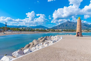 Marbella, İspanya 'daki Puerto Banus plajı