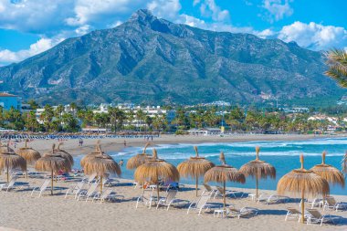 Marbella, İspanya 'daki Puerto Banus plajı