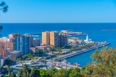 İspanya, Malaga 'daki limanın havadan görüntüsü