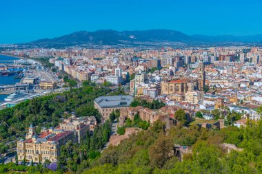 Malaga, İspanya 'da belediye binası ve katedral