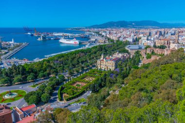 Malaga, İspanya 'da belediye binası ve katedral