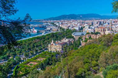 Malaga, İspanya 'da belediye binası ve katedral