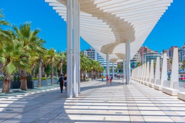 Paseo del Muelle uno gezinti İspanyol şehri Malaga 'da