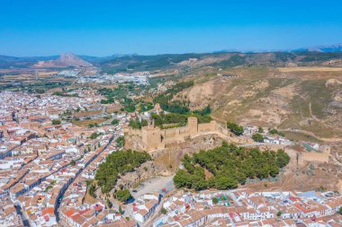 İspanyol kasabasındaki Alcazaba kalesi Antequera