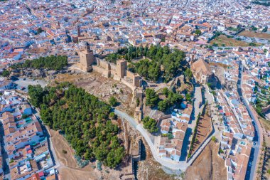 İspanyol kasabasındaki Alcazaba kalesi Antequera