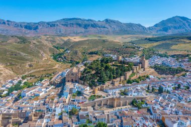İspanyol kasabasındaki Alcazaba kalesi Antequera