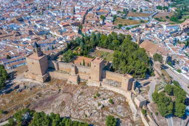 İspanyol kasabasındaki Alcazaba kalesi Antequera