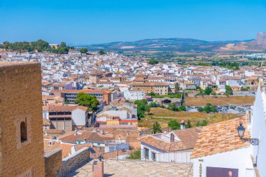 İspanyol kasabası Antequera 'nın hava manzarası