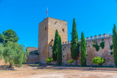 İspanyol kasabasındaki Alcazaba kalesi Antequera