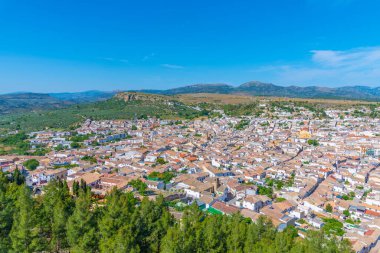 İspanya 'nın Alcala la Real şehrinin havadan görünüşü