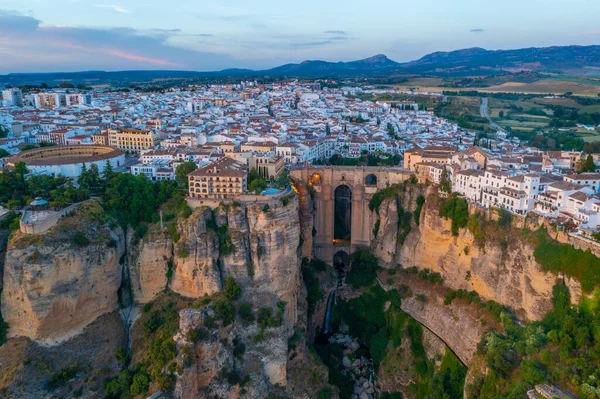 İspanyol şehri Ronda 'nın günbatımı manzarası