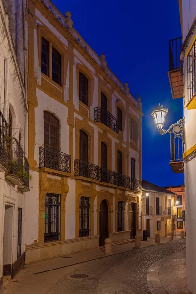 Vista Nocturna Calle Blanca Casco Antiguo Ciudad Española Ronda —  Fotos de Stock