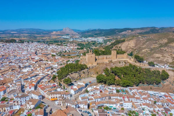 İspanyol kasabasındaki Alcazaba kalesi Antequera