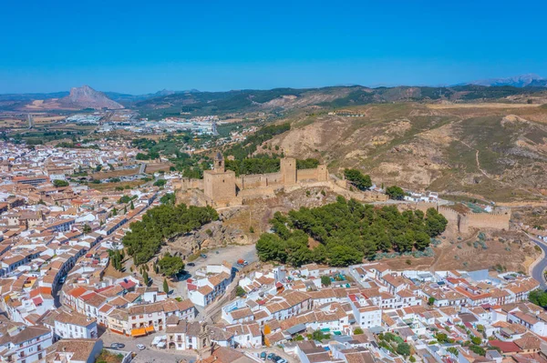 İspanyol kasabasındaki Alcazaba kalesi Antequera