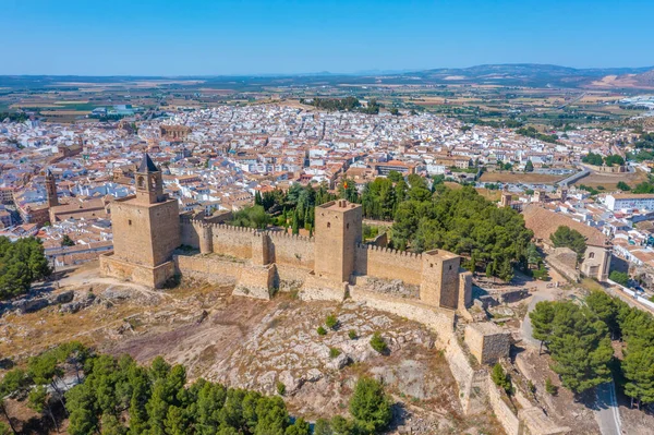 İspanyol kasabasındaki Alcazaba kalesi Antequera