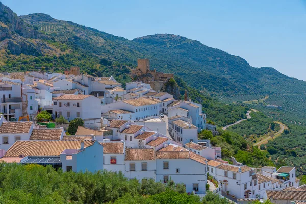 İspanya 'daki Zuheros köyünün havadan görünüşü