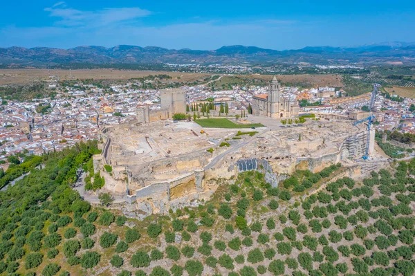 Fortaleza de la Mota İspanya 'nın Alcala la Real kasabasında