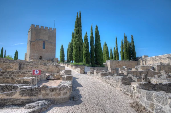 Fortaleza de la Mota İspanya 'nın Alcala la Real kasabasında