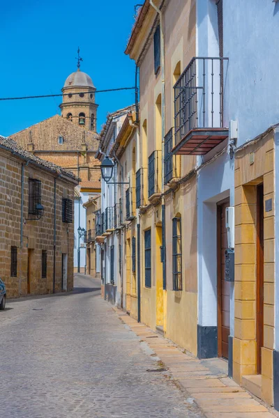 İspanyol şehri Baeza 'da bir sokak.