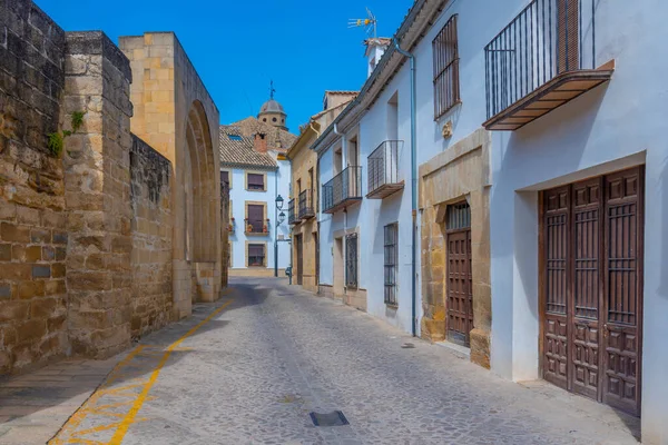 İspanyol şehri Baeza 'da bir sokak.