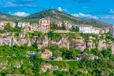 İdam evleri - İspanyol kenti Cuenca 'da Casas Colgadas