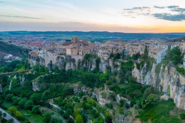 İspanya 'daki Cuenca' nın günbatımı hava manzarası