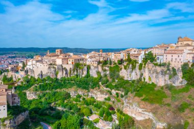 İdam evleri - İspanyol kenti Cuenca 'da Casas Colgadas