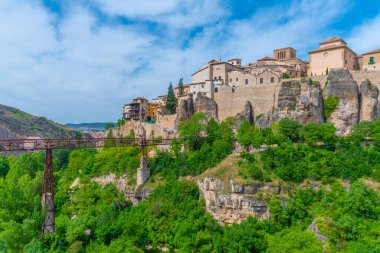 İdam evleri - İspanyol kenti Cuenca 'da Casas Colgadas