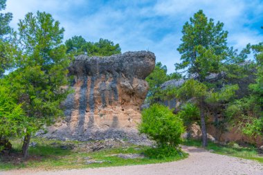 İspanyol kenti Cuenca yakınlarında Ciudad Encantada kaya oluşumları