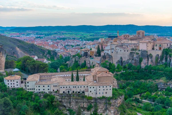İspanya 'daki Cuenca' nın günbatımı hava manzarası