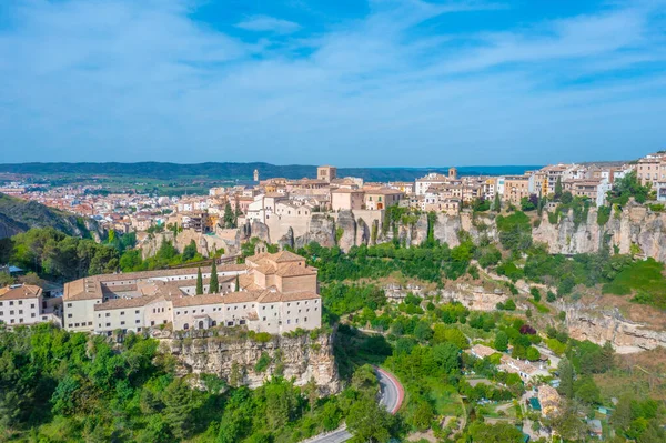 İspanyol kenti Cuenca 'nın havadan görünüşü