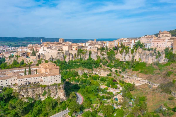 İspanyol kenti Cuenca 'nın havadan görünüşü