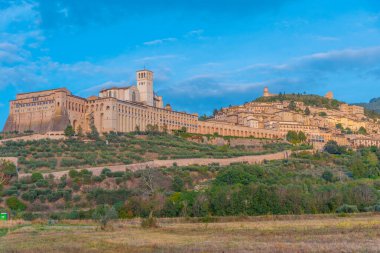 İtalyan şehri Assisi 'nin Panoraması.