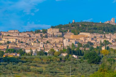 İtalya 'nın Assisi kentindeki eski şehir manzarası.
