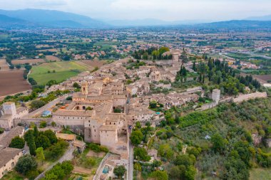 İtalyan kasabasının hava manzarası Büyülü.