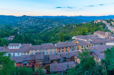 Porta Sole, İtalya 'dan Perugia' nın gün batımı manzarası.