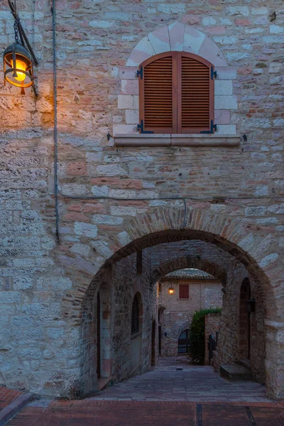 Sunset Narrow Street Old Town Assisi Italy — Stock Photo, Image