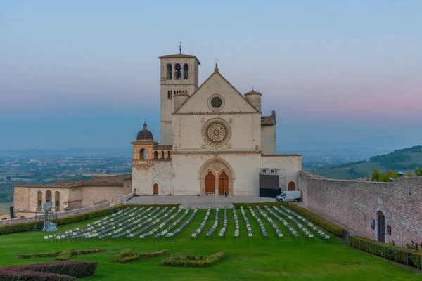 Widok Wschód Słońca Bazyliki Franciszka Asyżu Włochy — Zdjęcie stockowe
