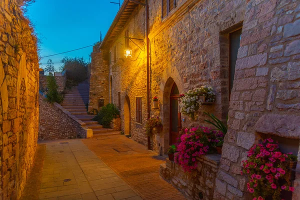 Tramonto Una Stradina Nel Centro Storico Assisi Italia — Foto Stock