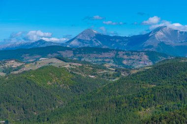 Gubbio, İtalya yakınlarındaki Umbria 'nın dağlık manzarası.