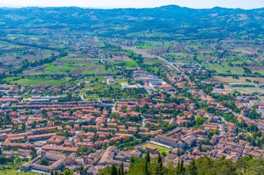 İtalyan şehri Gubbio 'nun panoramatik manzarası.