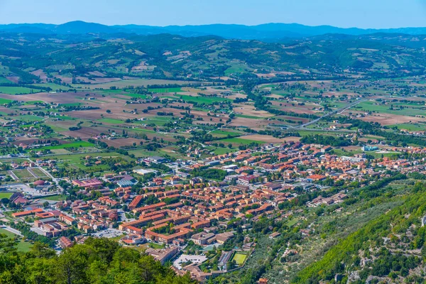 İtalyan şehri Gubbio 'nun panoramatik manzarası.