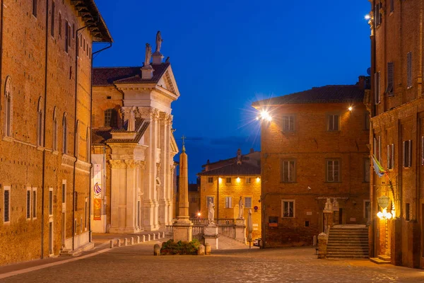 Vista Nascer Sol Catedral Santa Maria Assunta Cidade Italiana Urbino — Fotografia de Stock
