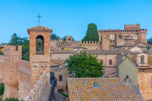 Castello Gradara Con Vista Sul Borgo Fortificato Sottostante Italia — Foto Stock