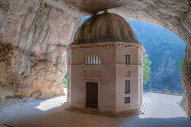 İtalya 'daki Tempio del Valadier Kilisesi.