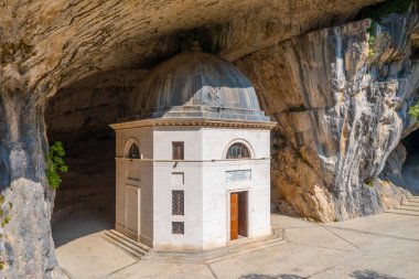İtalya 'daki Tempio del Valadier Kilisesi.