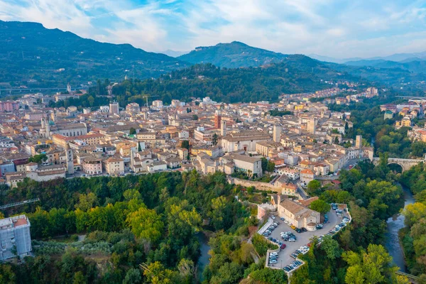 Talyan Şehri Ascoli Piceno Nun Şehir Merkezinin Havadan Görünüşü — Stok fotoğraf