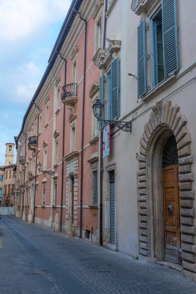 Smalle Straat Het Oude Centrum Van Ascoli Piceno Italië — Stockfoto