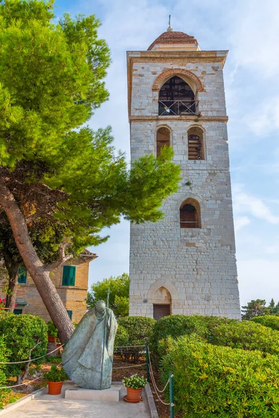 Ancona Daki San Ciriaco Katedralinin Yanındaki John Paul Heykeli — Stok fotoğraf
